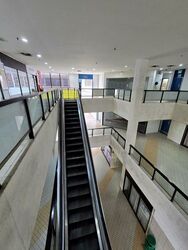 Upper Serangoon Shopping Centre (D19), Retail #497539451